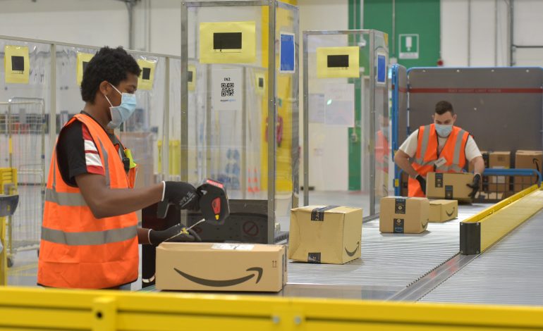Il deposito Amazon di Magione apre le porte: “Creerà oltre 100 posti di lavoro”