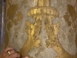 Santuario Madonna del Soccorso, restaurata la decorazione dell'altare Santuario Madonna del Soccorso, restaurata la decorazione dell'altare