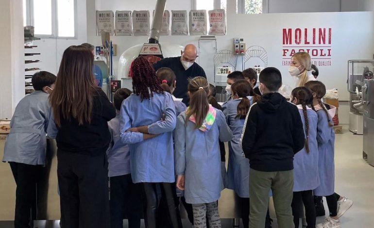 Studenti con le ‘mani in pasta’, premiati i partecipanti dei Fagioli Lab