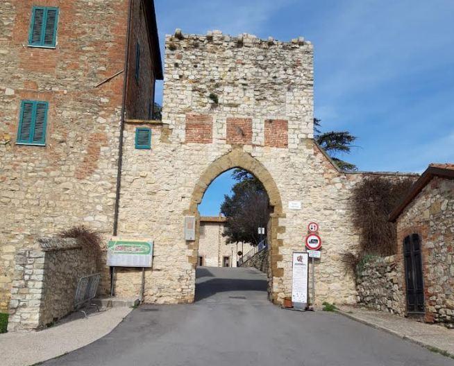 Castiglione: riaperto il cantiere in via Garibaldi, poi la viabilità per l'ospedale Castiglione: riaperto il cantiere in via Garibaldi, poi la viabilità per l'ospedale