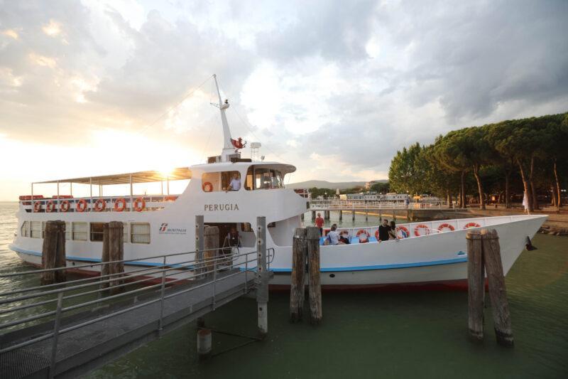 Trasporti: potenziato il servizio di navigazione del Trasimeno per il festival Moon in June
