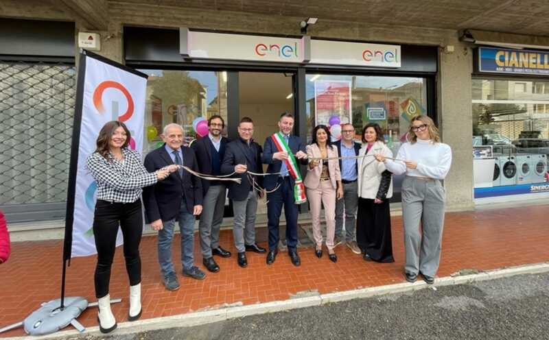 Inaugurato nuovo 'Spazio Enel' a Castiglione del Lago Inaugurato nuovo 'Spazio Enel' a Castiglione del Lago