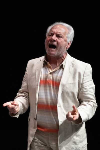 A Magione in scena Le volpi con Giorgio Colangeli, Manuela Mandracchia e Federica Ombrato A Magione in scena Le volpi con Giorgio Colangeli, Manuela Mandracchia e Federica Ombrato